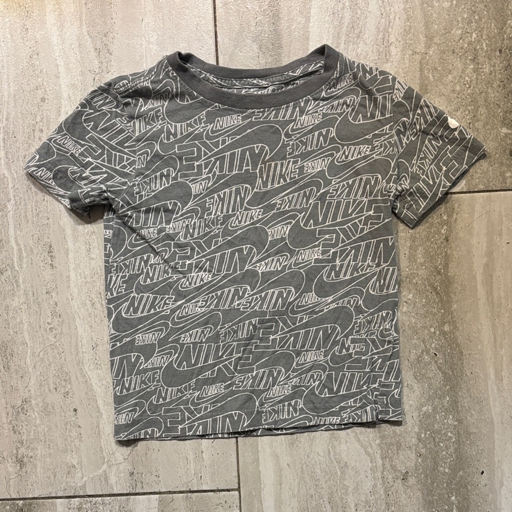 Nike Gray Logo-Print Short Sleeve Tee